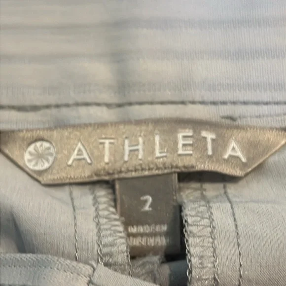 Athleta Tribeca Light Gray Wide Leg Cropped Track Pants Size 2 - Picture 3 of 16